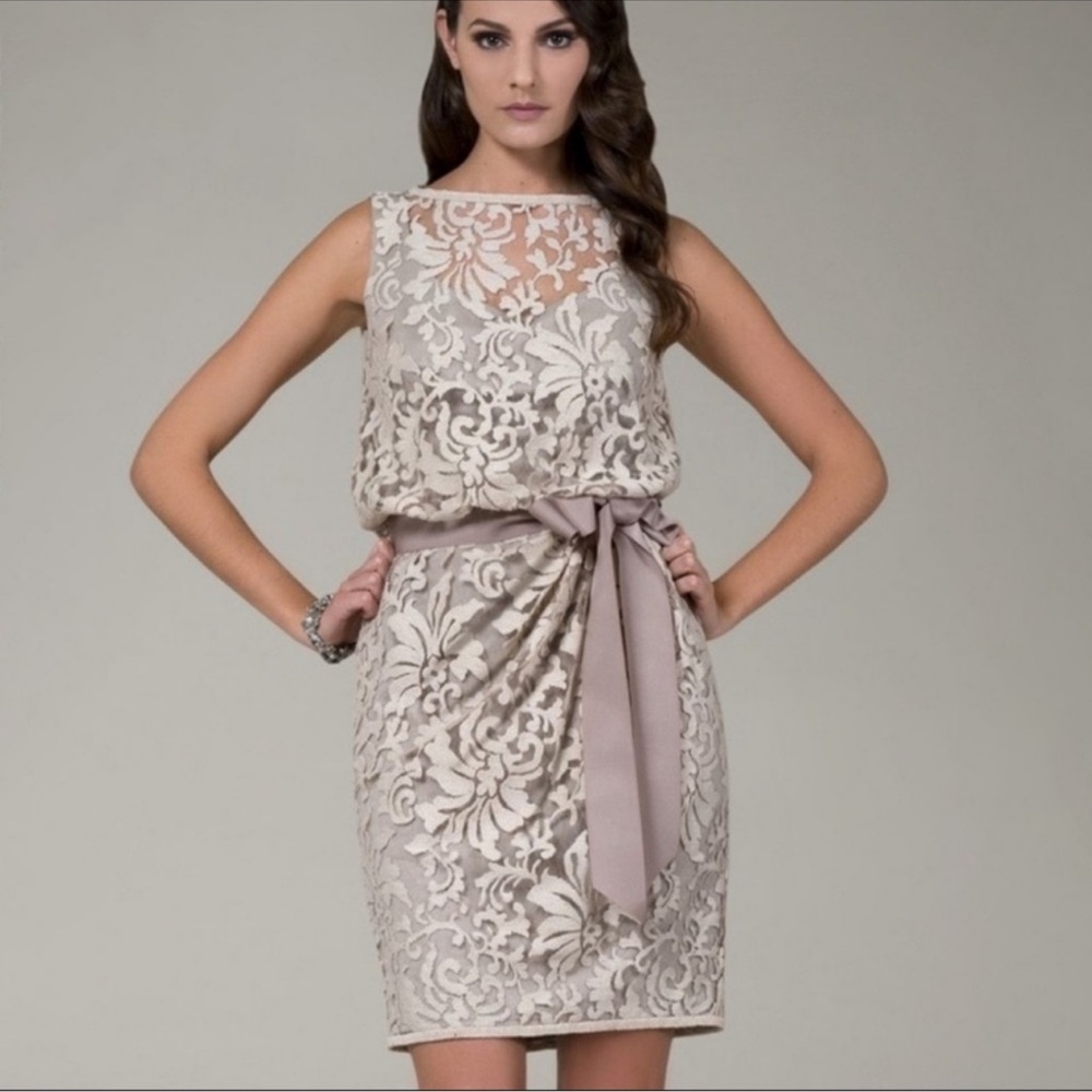 TADASHI SHOJI Greta Taupe Lace Cap Sleeve Formal Dress With Belt Size‎ 10